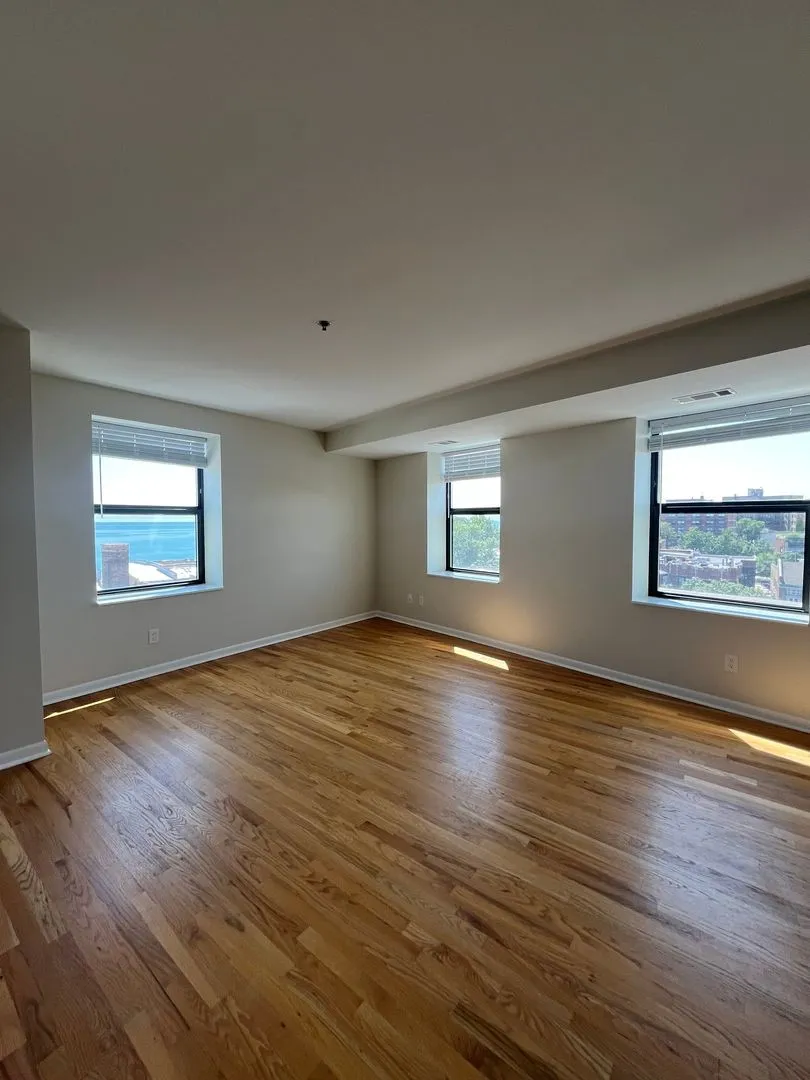 1337 W Fargo Ave, ,  60626, USA 60626-unit#703-Chicago-IL