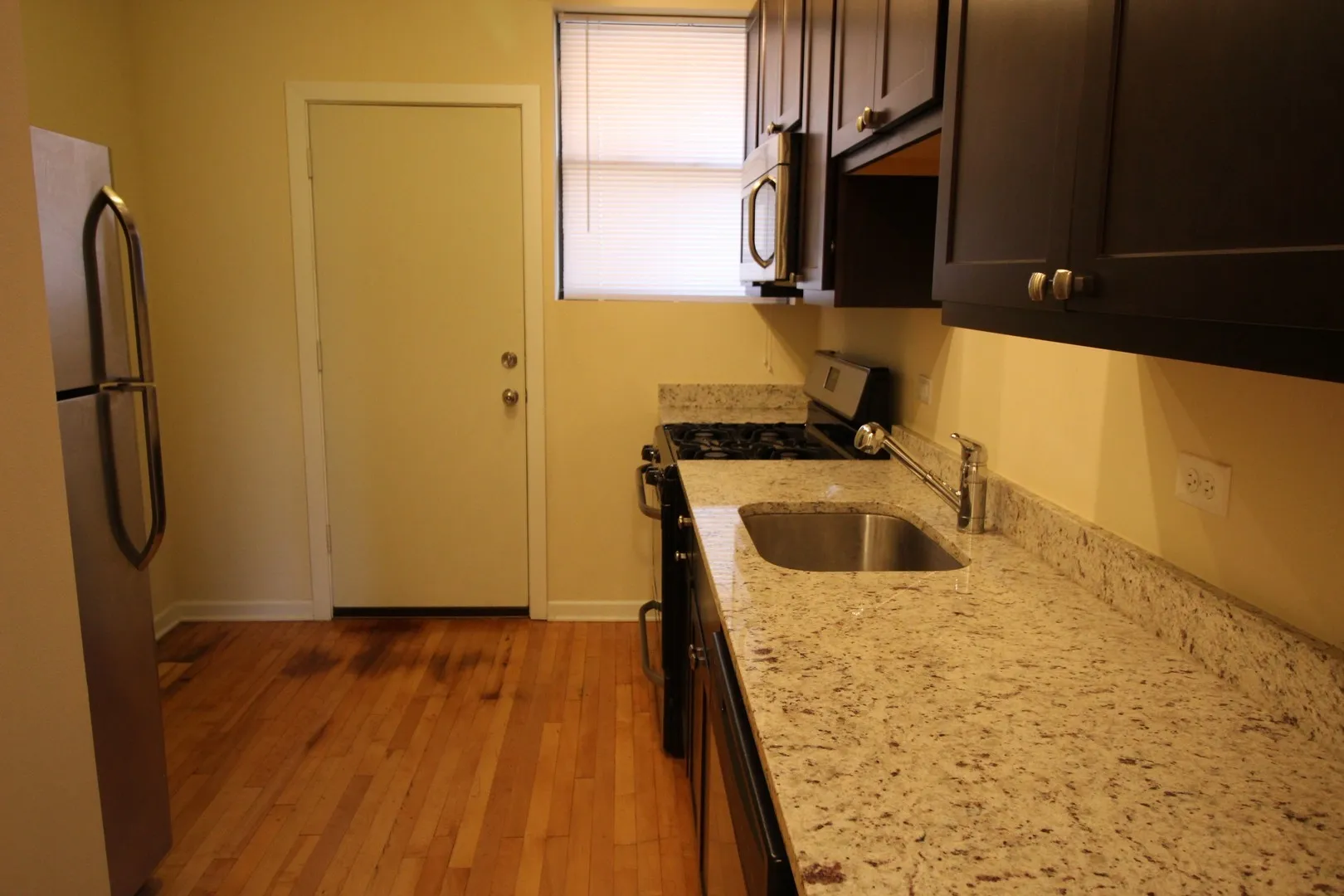 3121 W Lawrence Ave, , 60625, USA 60625-unit#2-Chicago-IL