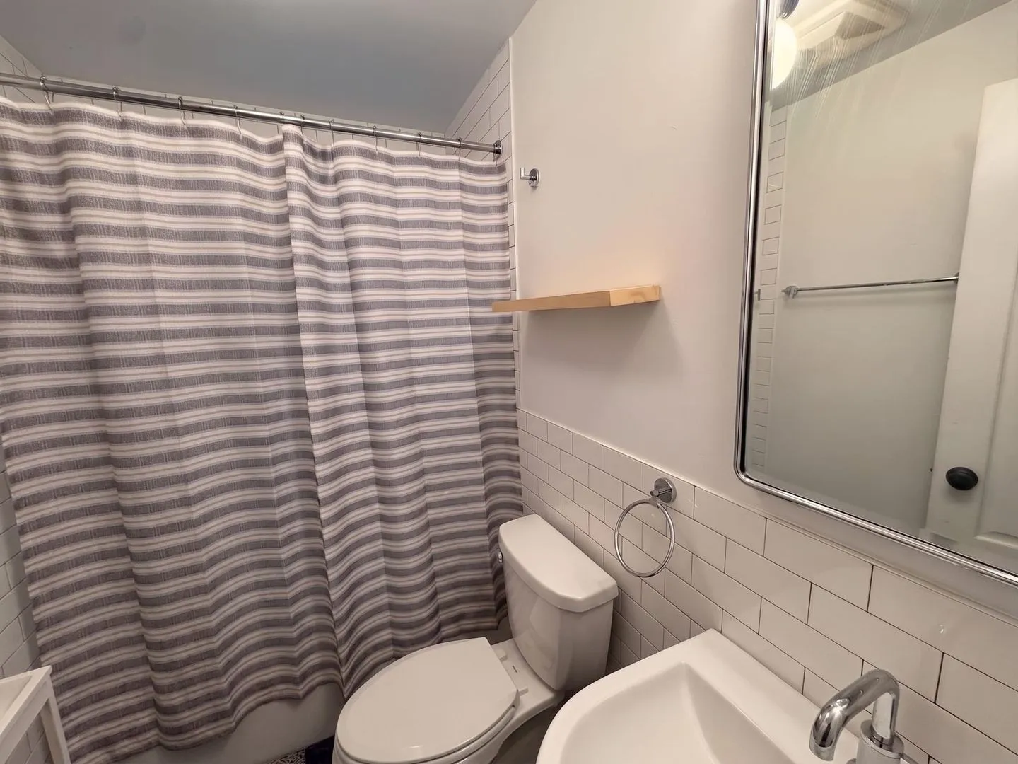 834 W Waveland Ave, ,  60613, USA 60613-unit#GDN-Chicago-IL