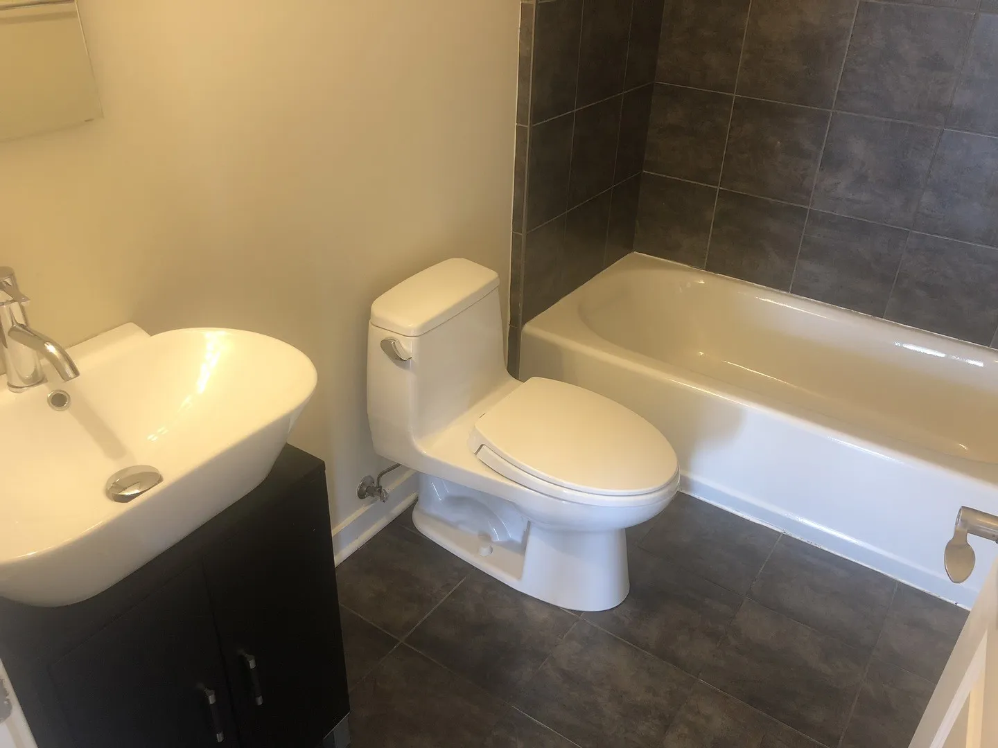 6957 N Greenview Ave, , 60626, USA 60626-unit#6C-Chicago-IL