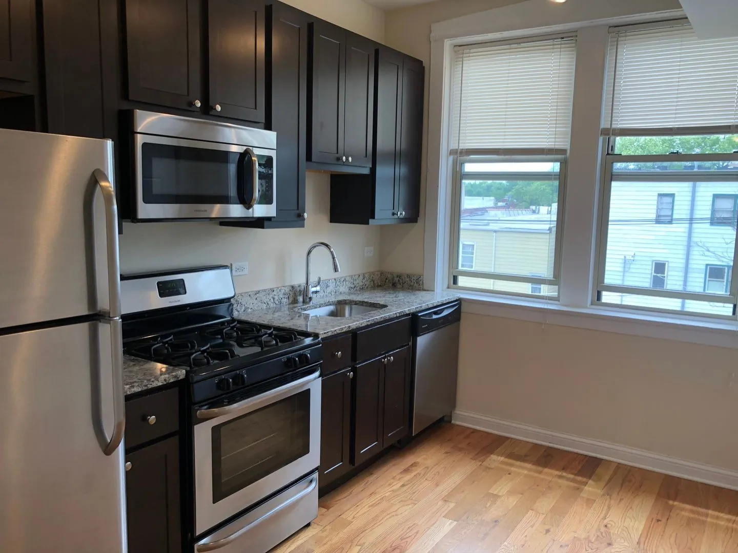 3539 W Ainslie St, , 60625, USA 60625-unit#2-Chicago-IL