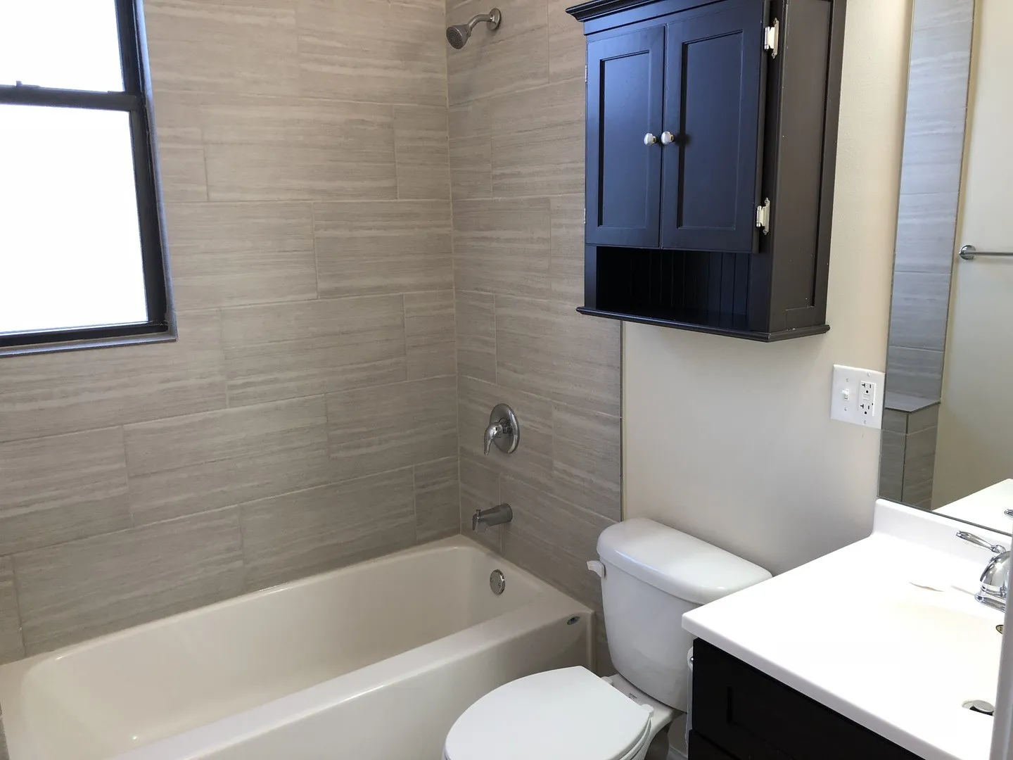 5407 N Ravenswood Ave, , 60640, USA 60640-unit#2R-Chicago-IL