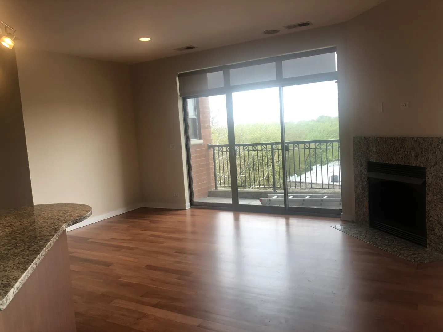 6957 N Greenview Ave, , 60626, USA 60626-unit#6C-Chicago-IL