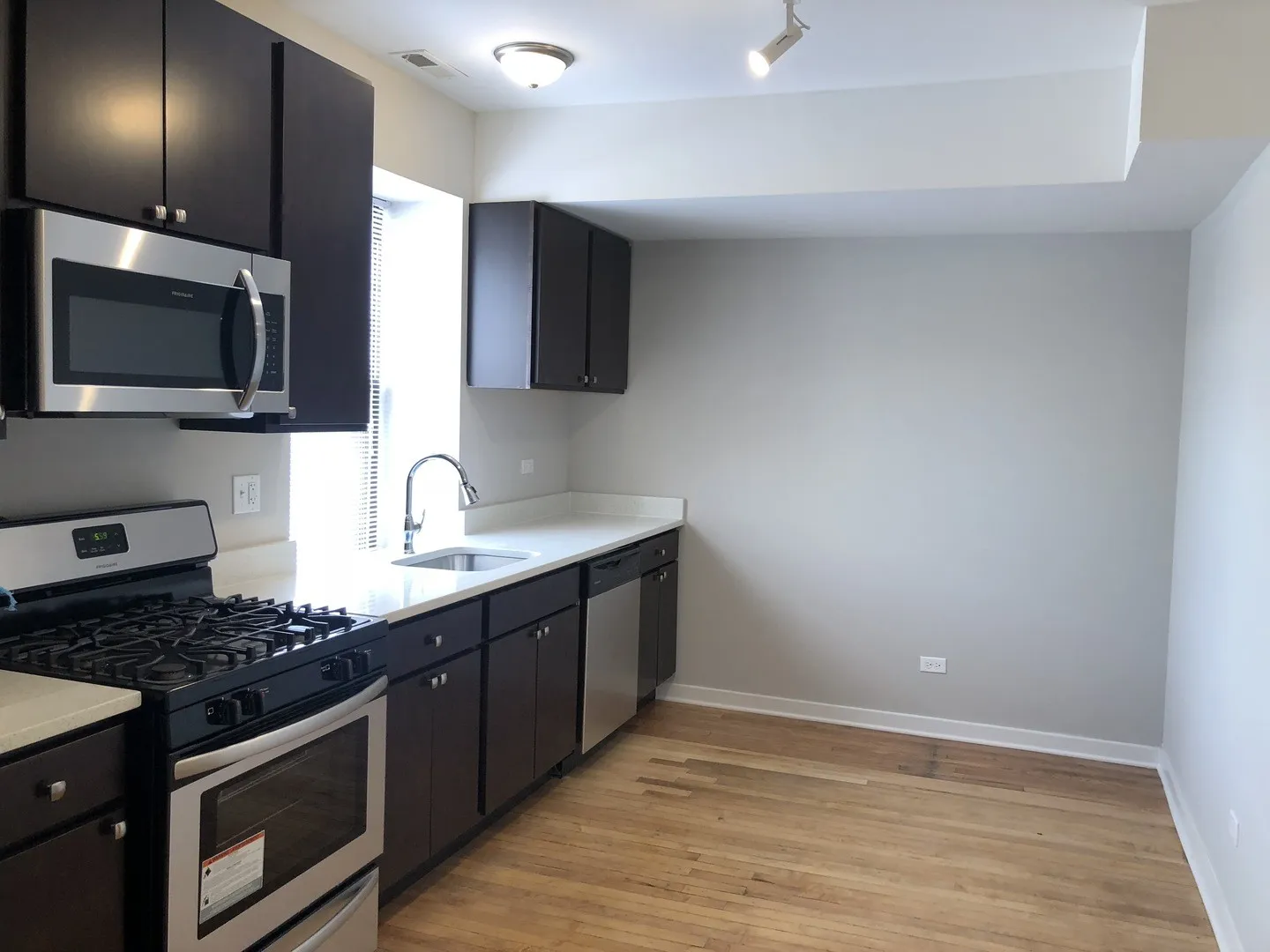4816 N Monticello Ave, ,  60625, USA 60625-unit#3-Chicago-IL