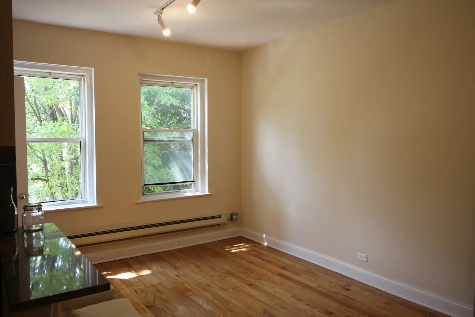 1210 W Granville Ave, , 60660, USA 60660-unit#300-Chicago-IL