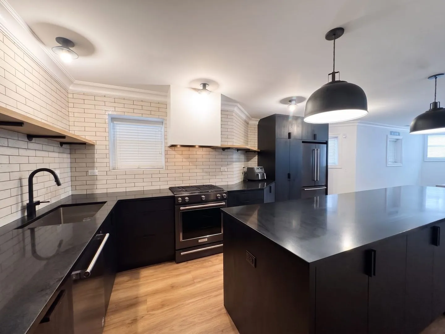 834 W Waveland Ave, ,  60613, USA 60613-unit#GDN-Chicago-IL