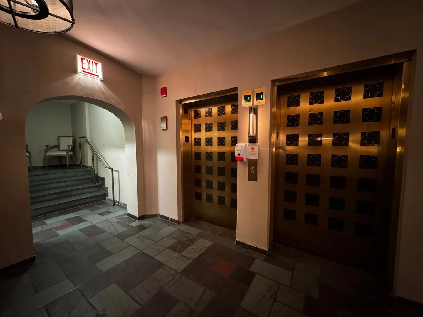 1337 W Fargo Ave, ,  60626, USA 60626-unit#204-Chicago-IL