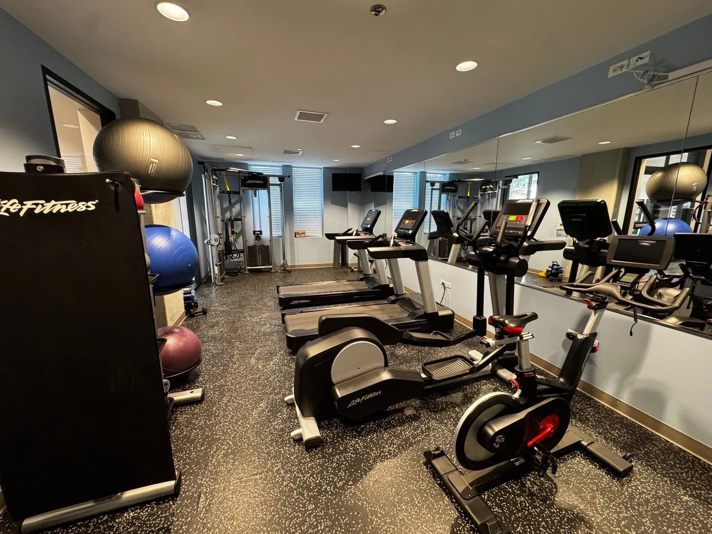1323 W Morse Ave, , 60626, USA 60626-unit#708-Chicago-IL