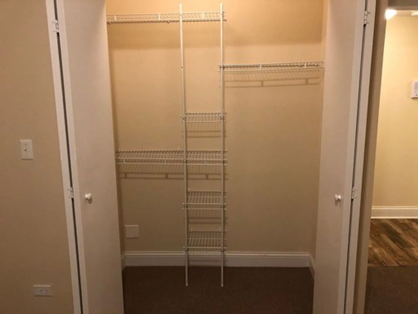 4856 N Drake Ave, , 60625, USA 60625-unit#GARDEN-Chicago-IL