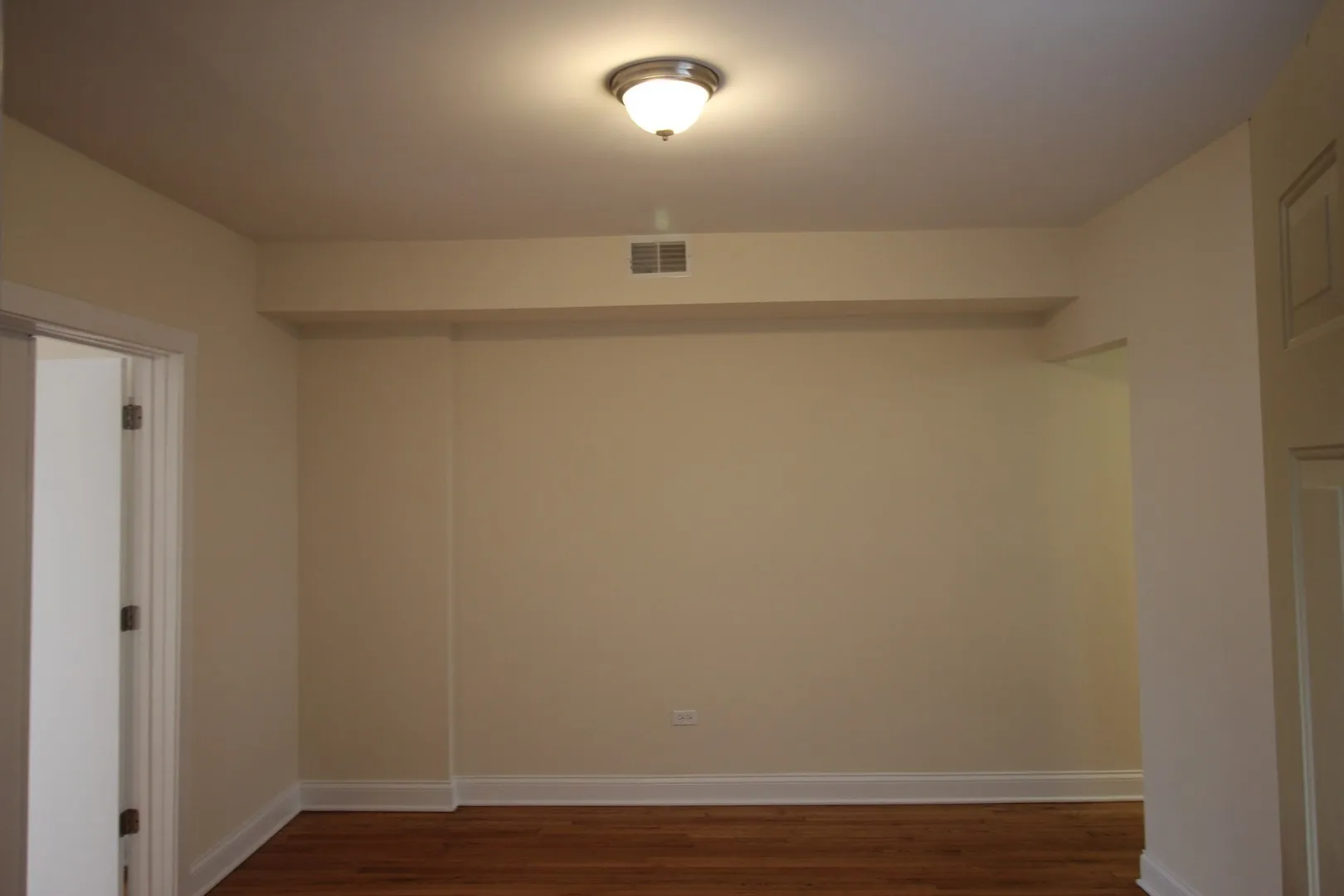 W Lawrence Ave, , 60625, USA 60625-unit#2-Chicago-IL