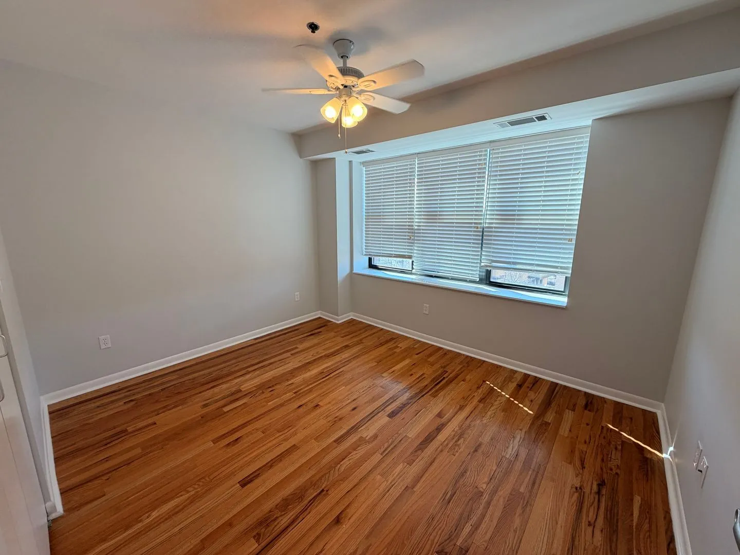 1337 W Fargo Ave, ,  60626, USA 60626-unit#204-Chicago-IL