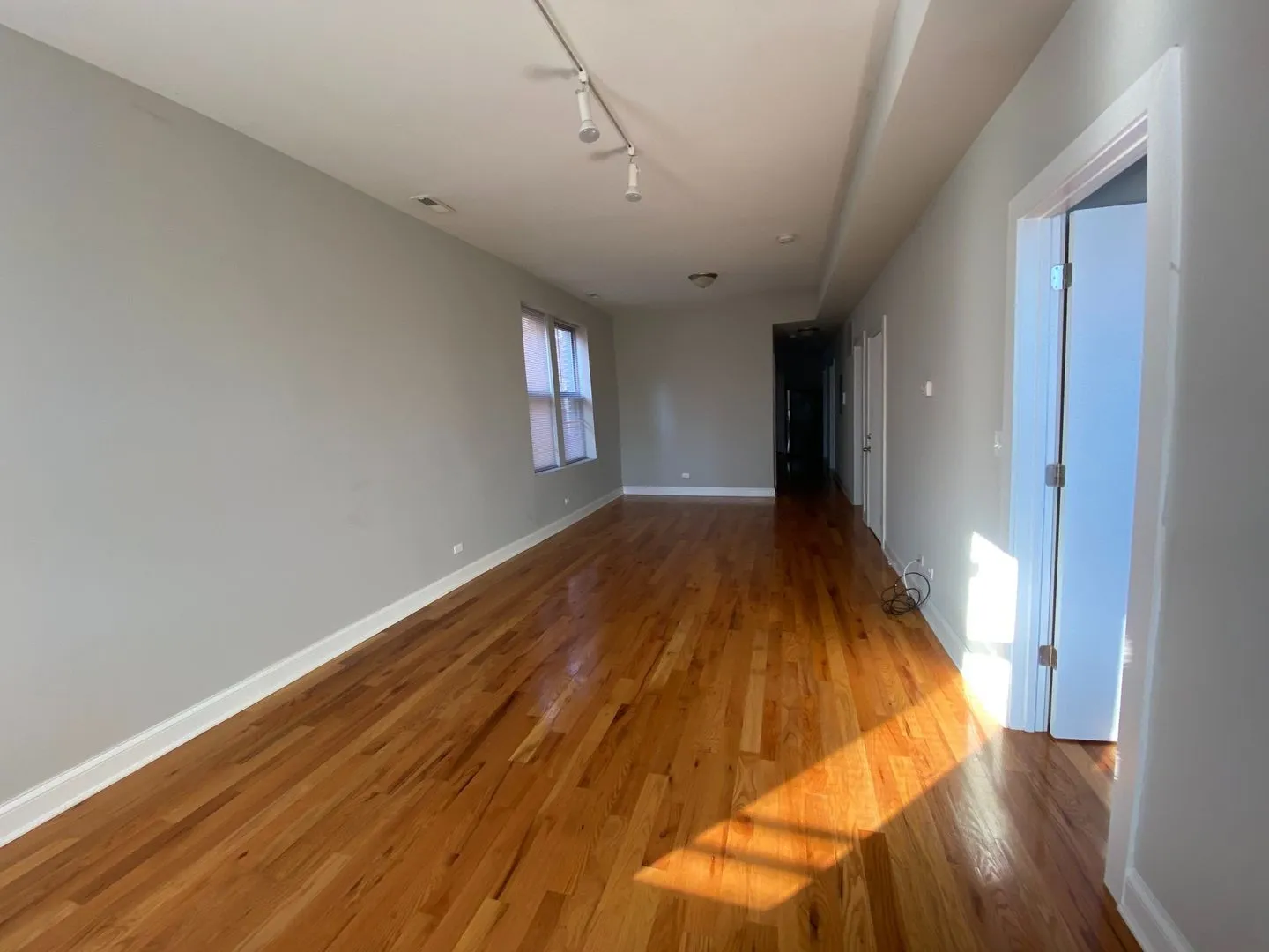 2540 W Augusta Blvd, ,  60622, USA 60622-unit#2F-Chicago-IL