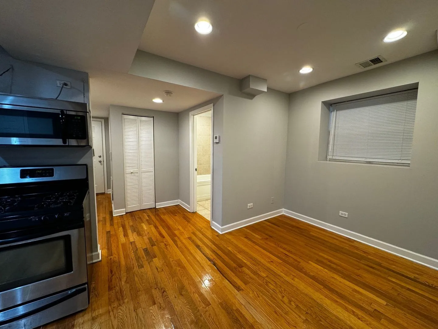 3641 W Leland Ave, ,  60625, USA 60625-unit#1S-Chicago-IL
