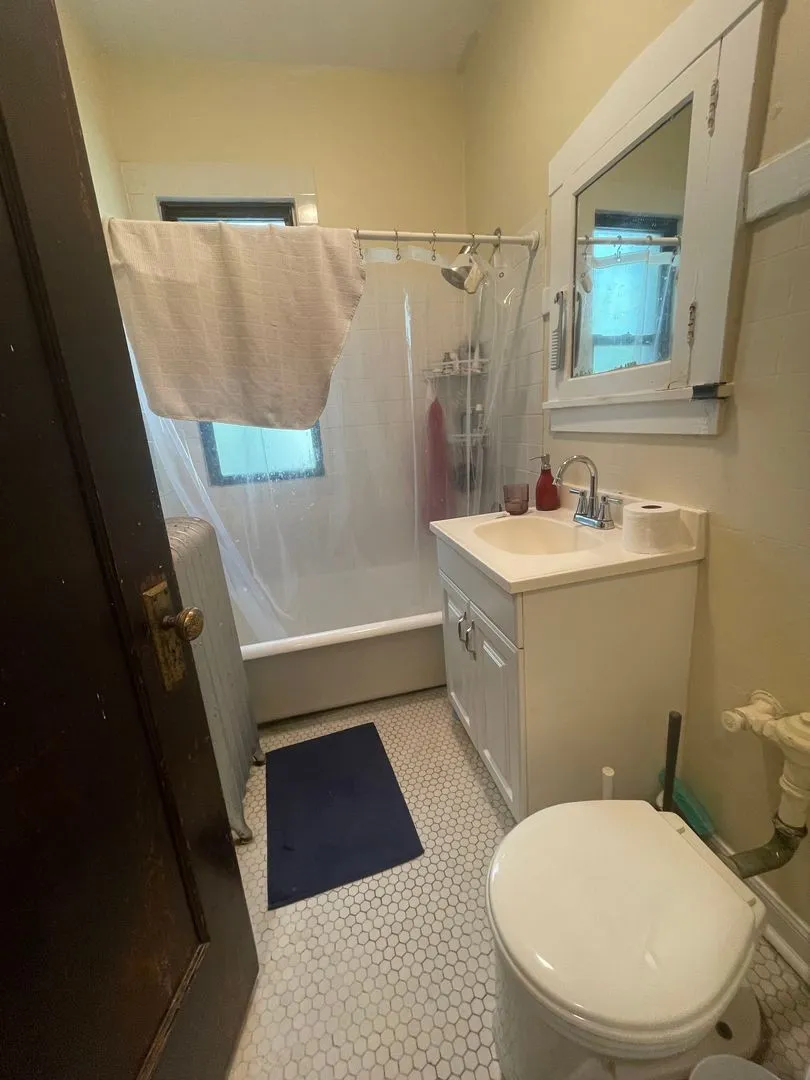 2325 W Ainslie St, , 60625, USA 60625-unit#3-Chicago-IL