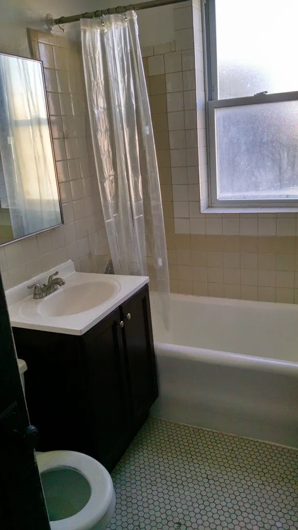 4850 W Henderson St, , 60641, USA 60641-unit#2N-Chicago-IL