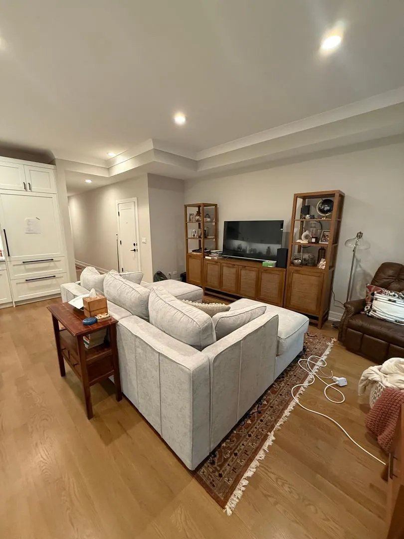 2244 N Kenmore Ave, , 60614, USA 60614-unit#2S-Chicago-IL