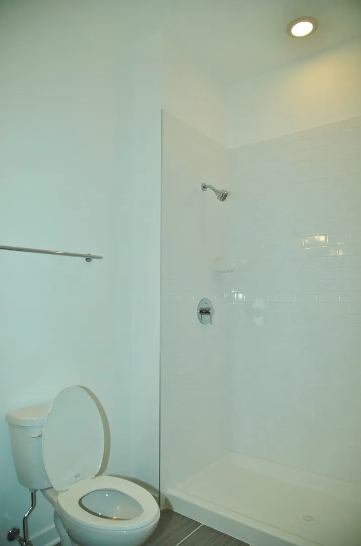 6355 N Wayne Ave, ,  60660, USA 60660-unit#22-Chicago-IL