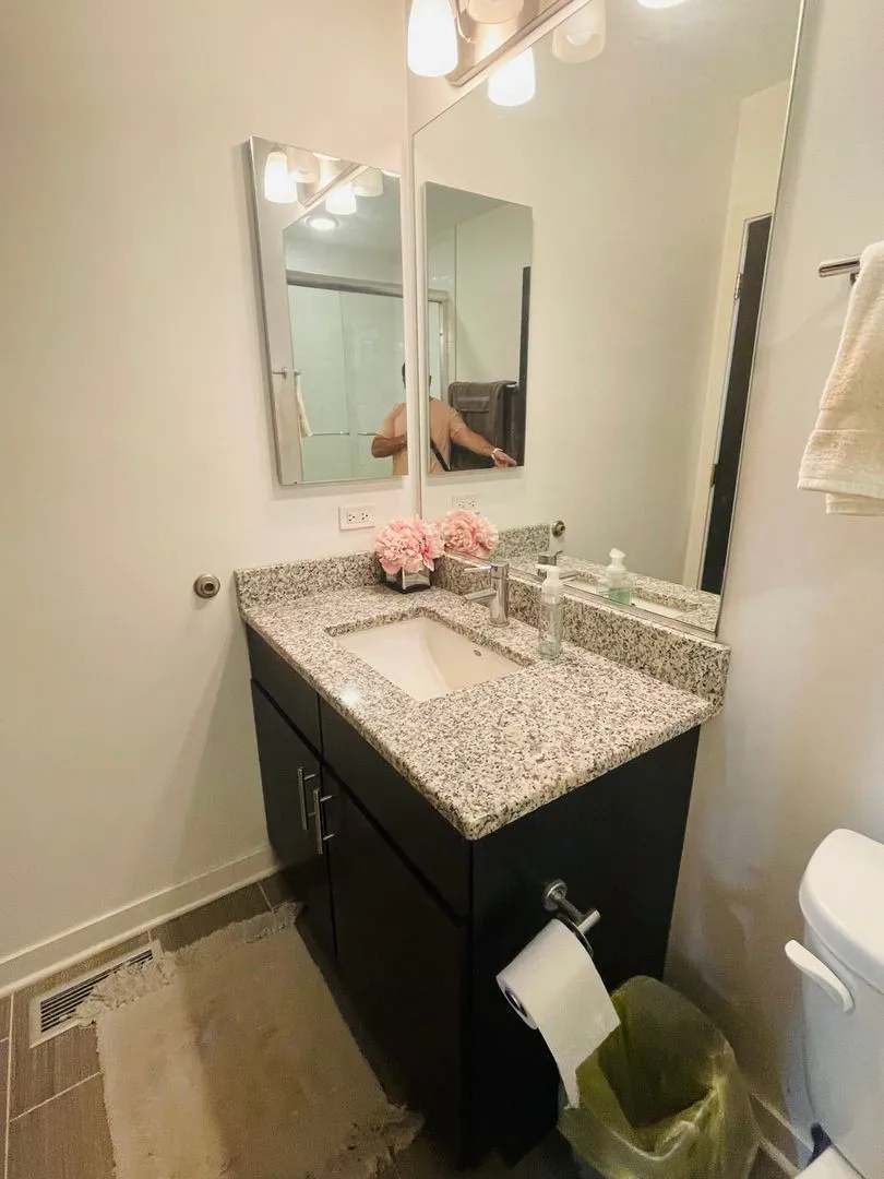 6354 N Lakewood Ave, ,  60660, USA 60660-unit#31-Chicago-IL