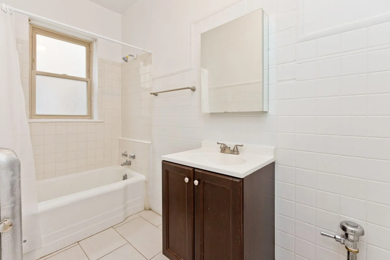 W Touhy Ave, ,  60626, USA 60626-unit#1N-Chicago-IL