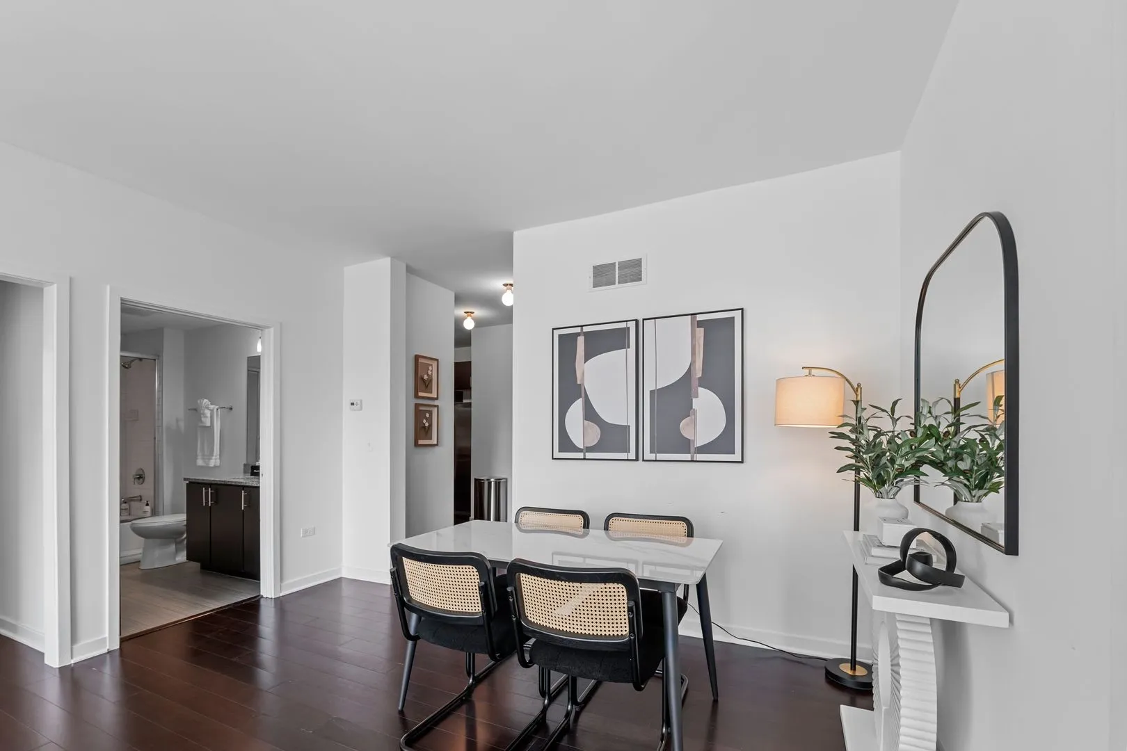 1246 W Devon Ave, , 60660, USA 60660-unit#24-Chicago-IL