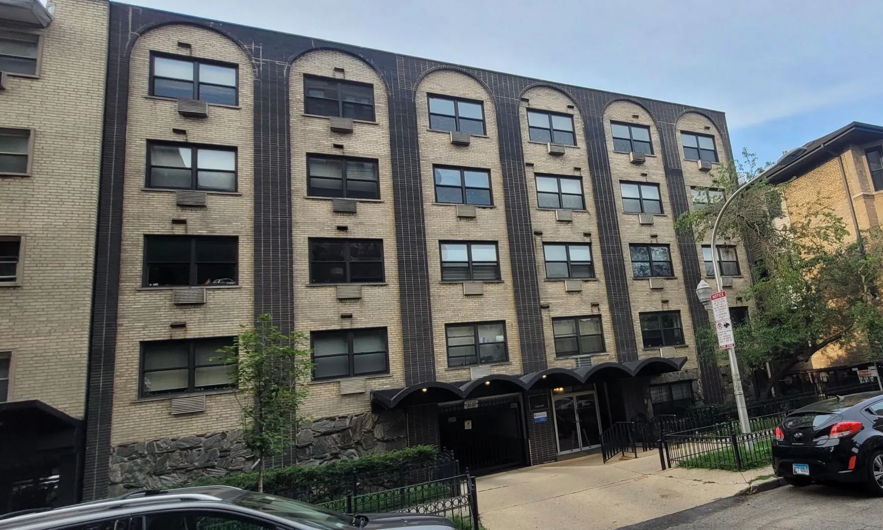 541 W Briar Pl, ,  60657, USA 60657-unit#402-Chicago-IL