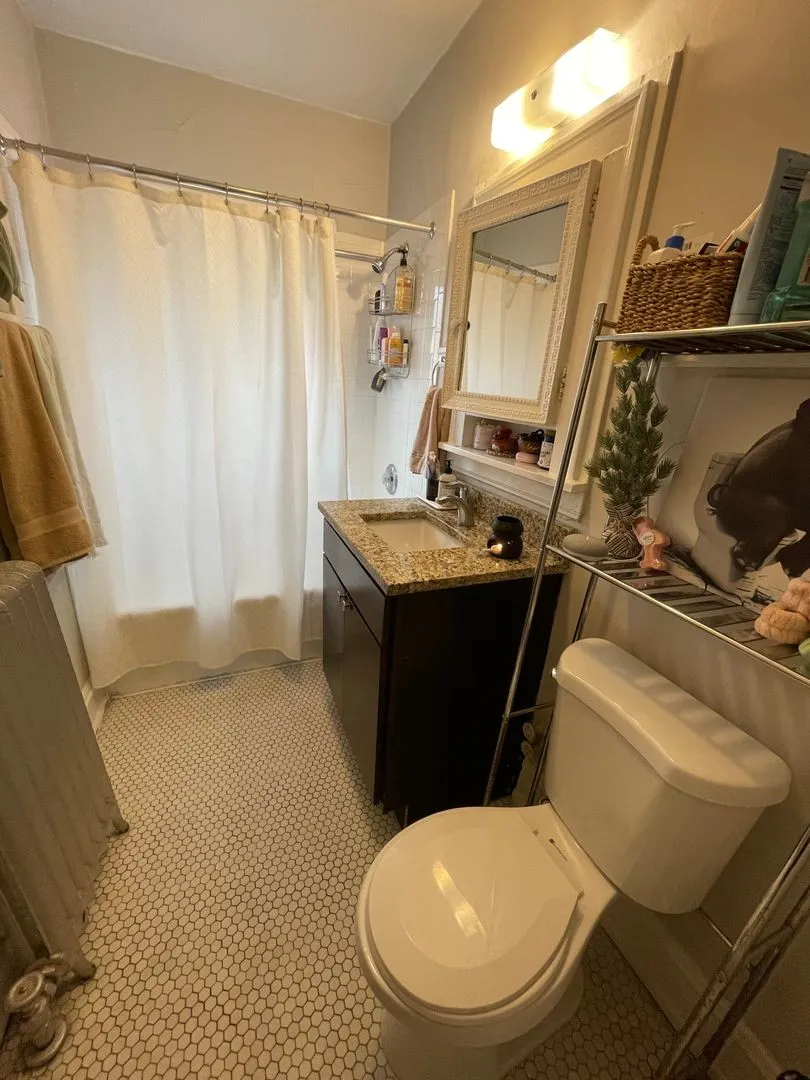 2263 W Eastwood Ave, ,  60625, USA 60625-unit#3N-Chicago-IL