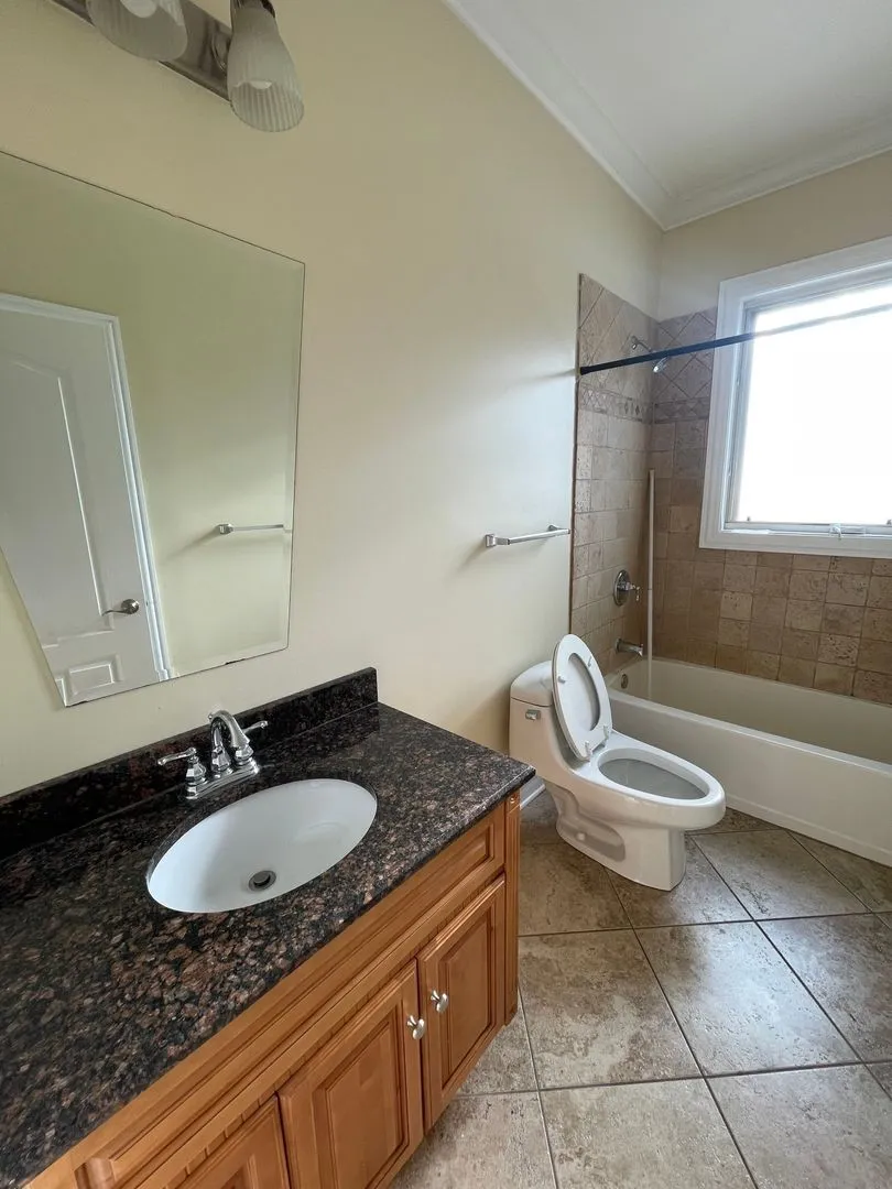 4507 W Lawrence Ave, , 60630, USA 60630-unit#202-Chicago-IL