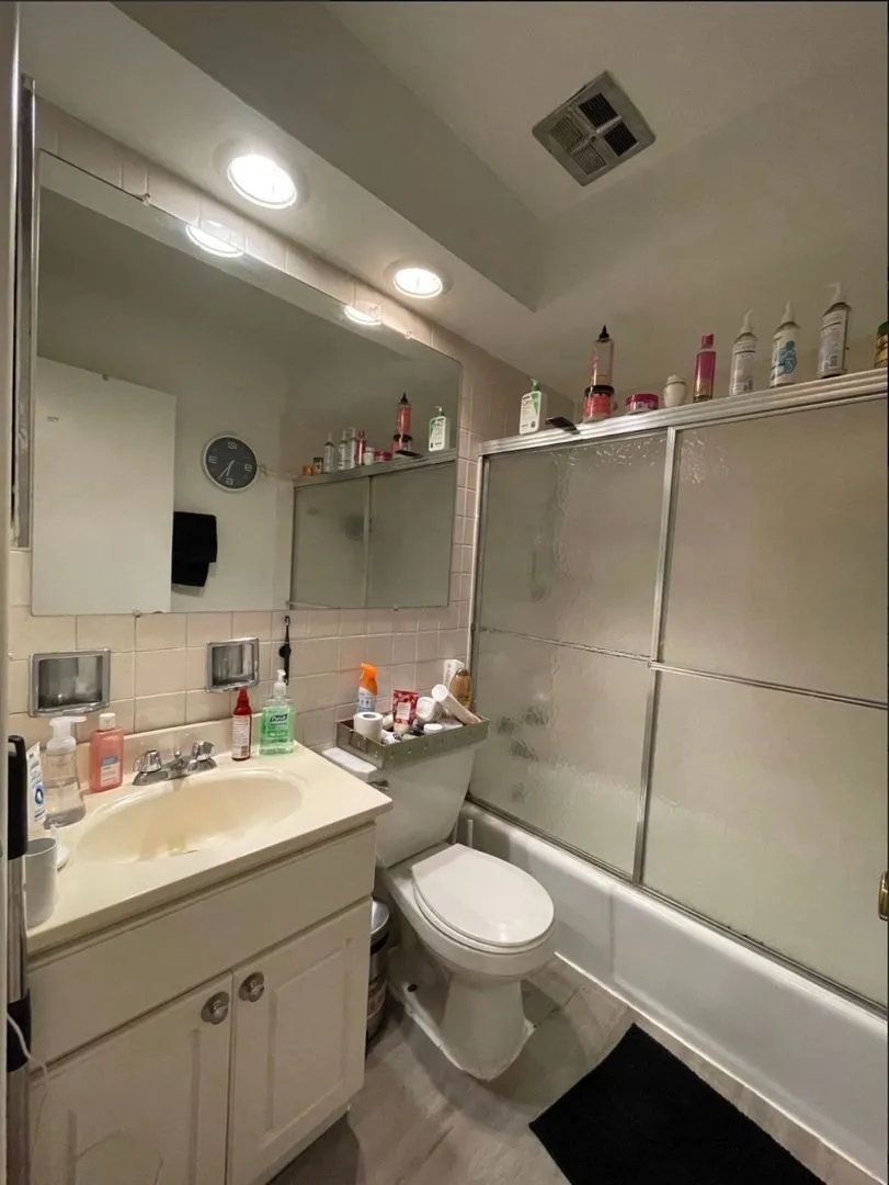 535 W Briar Pl, , 60657, USA 60657-unit#258-Chicago-IL