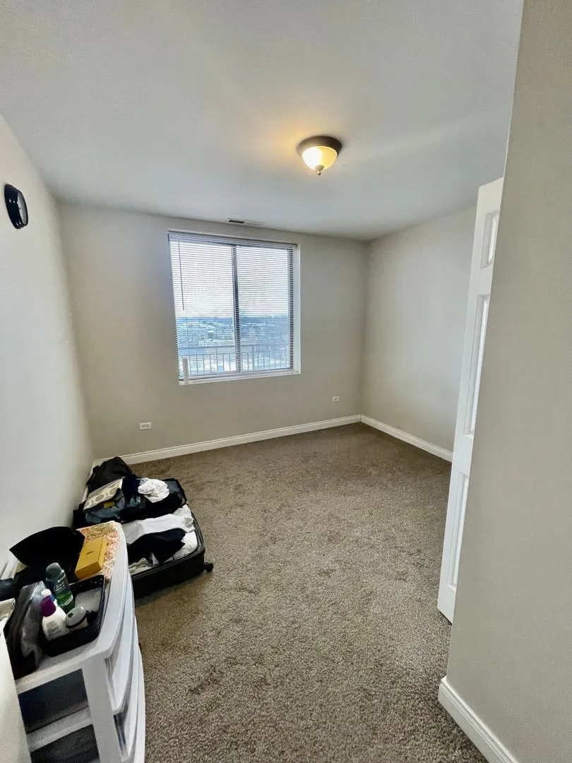 6411 N Rockwell St, ,  60645, USA 60645-unit#515-Chicago-IL