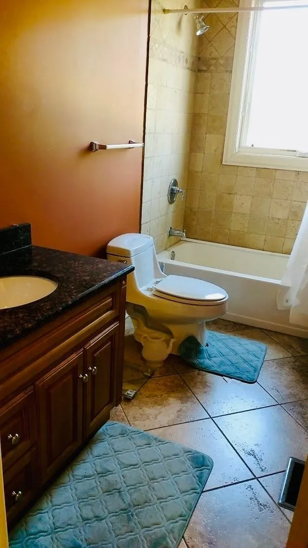 4507 W Lawrence Ave, , 60630, USA 60630-unit#202-Chicago-IL