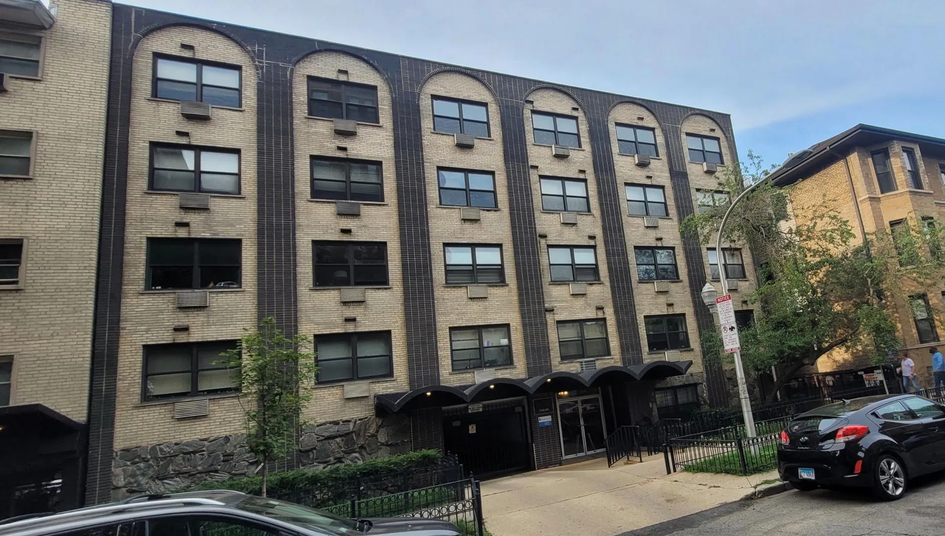 541 W Briar Pl, , 60657, USA 60657-unit#407-Chicago-IL