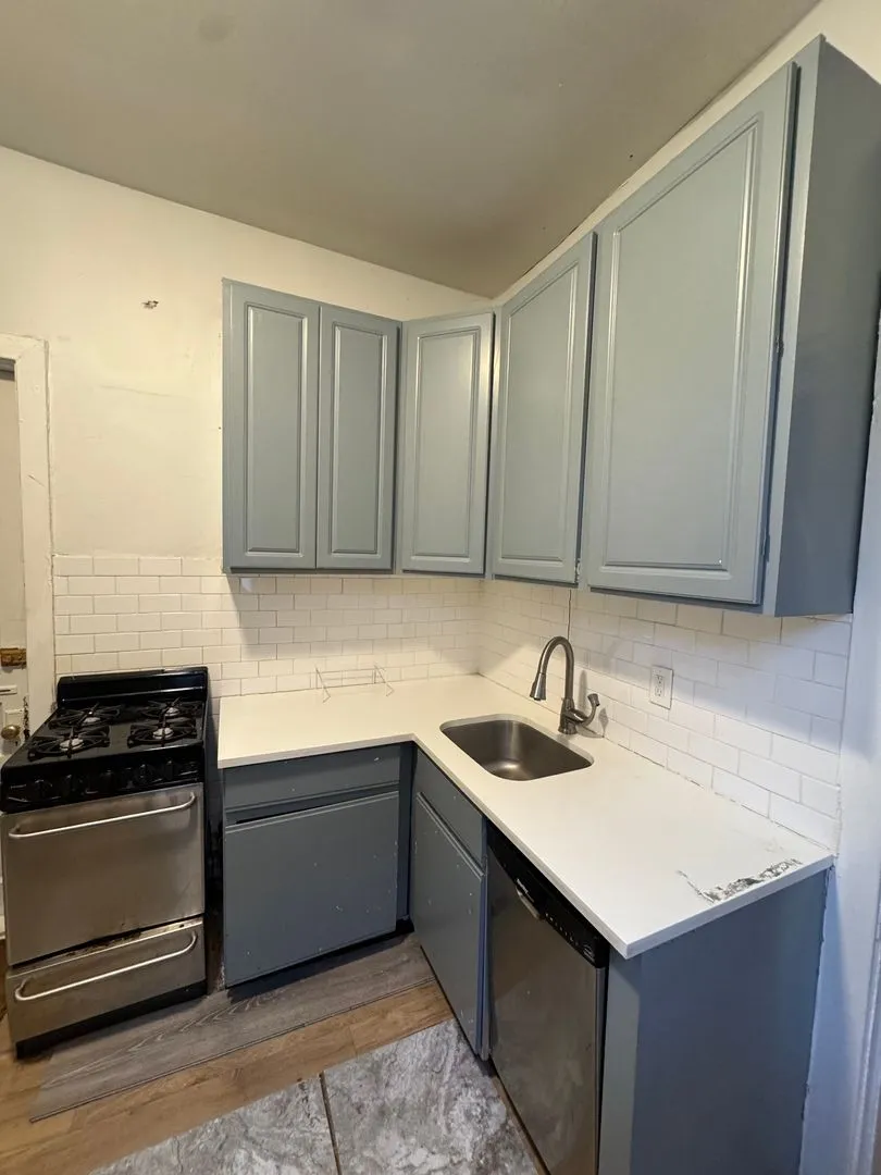 3111 N Clifton Ave, , 60657, USA 60657-unit#1R-Chicago-IL