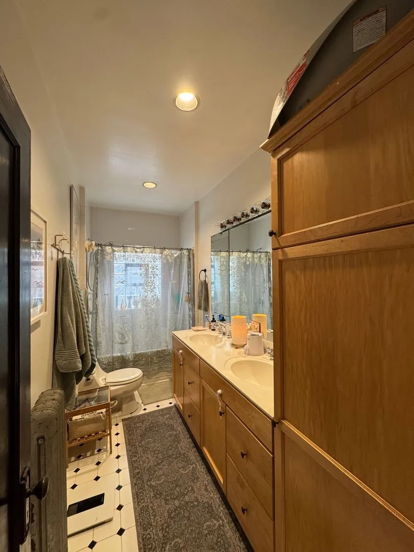 3928 N Monticello Ave, ,  60618, USA 60618-unit#1-Chicago-IL