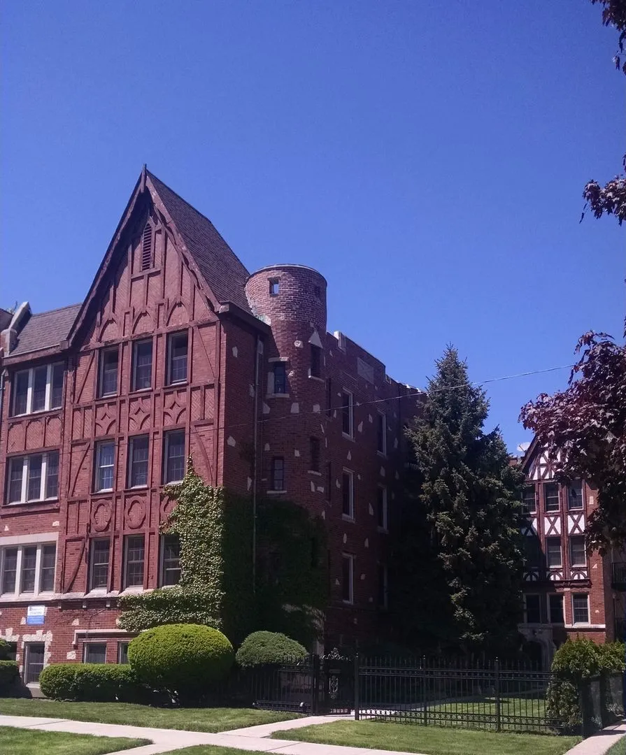 2050 W Summerdale Ave, , 60625, USA 60625-unit#2D-Chicago-IL