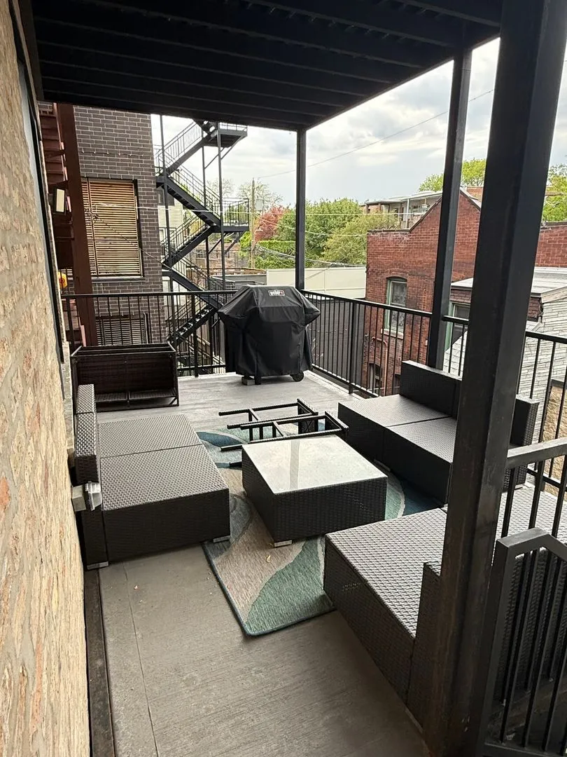 2244 N Kenmore Ave, , 60614, USA 60614-unit#2S-Chicago-IL