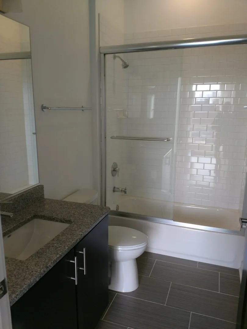 6355 N Wayne Ave, , 60660, USA 60660-unit#21-Chicago-IL