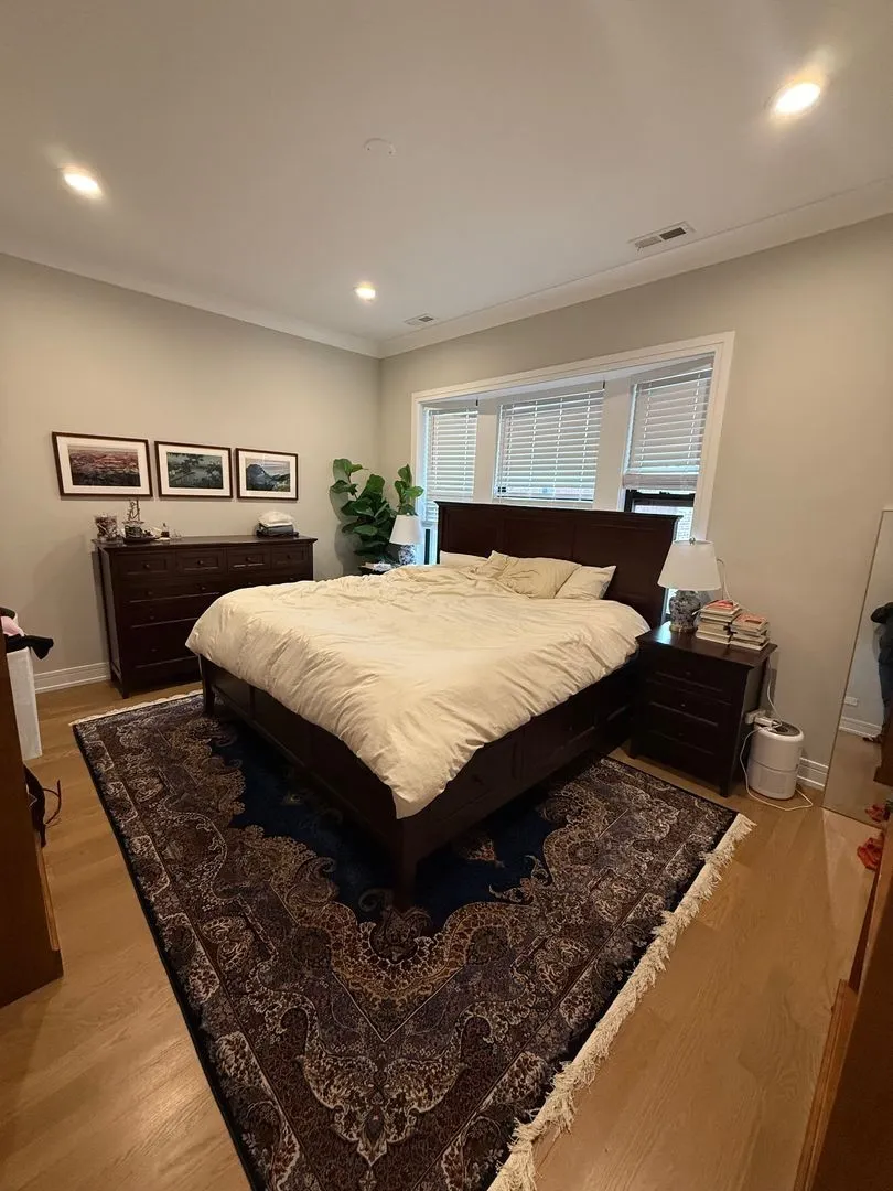 2244 N Kenmore Ave, , 60614, USA 60614-unit#2S-Chicago-IL