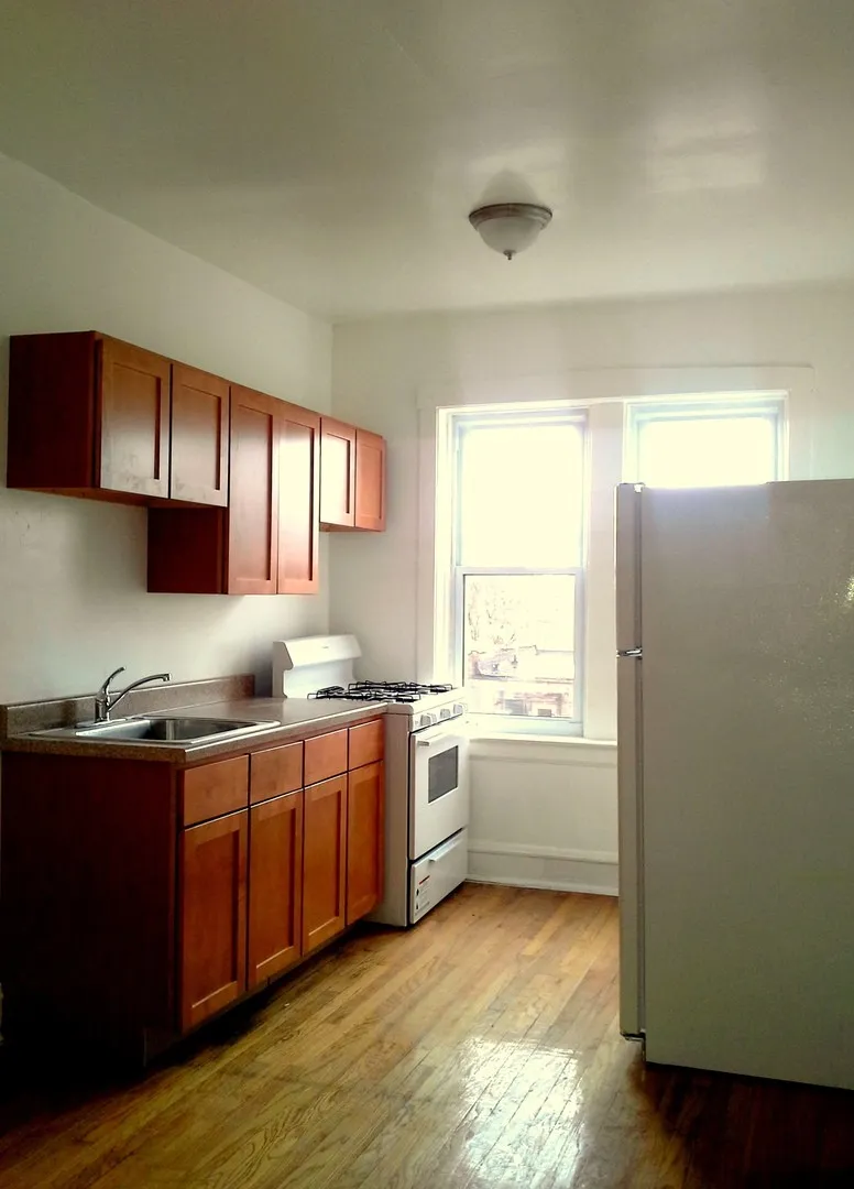 4014 W Melrose St, ,  60641, USA 60641-unit#3N-Chicago-IL