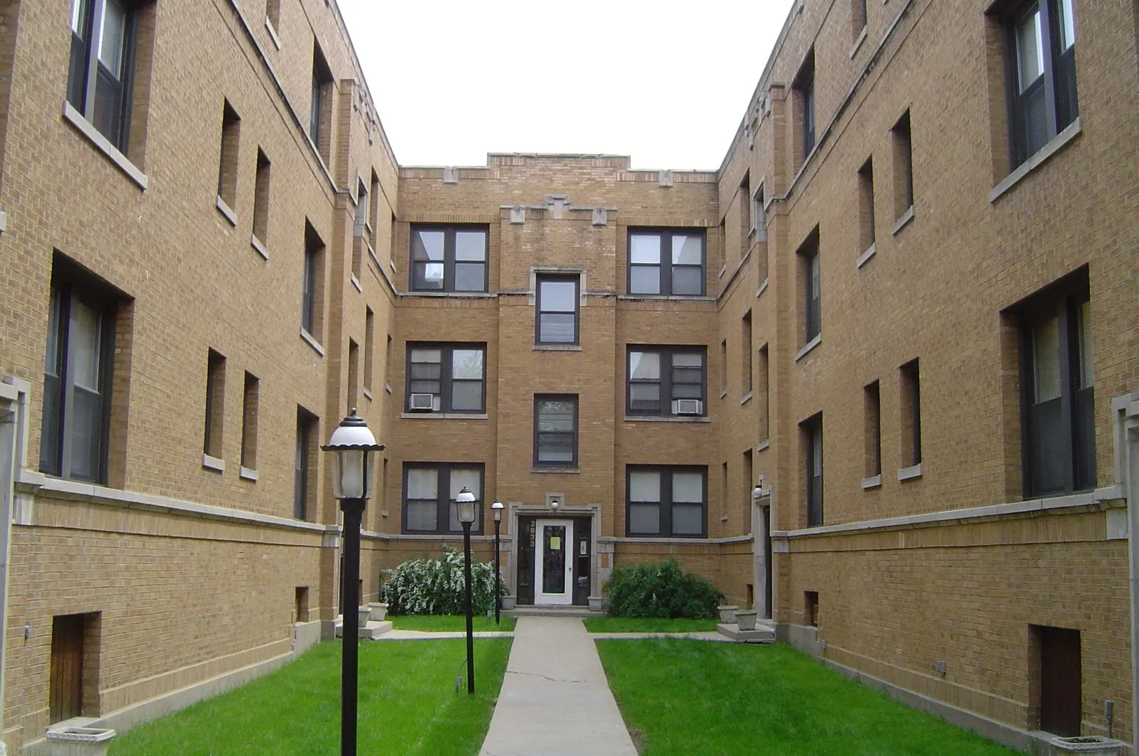 2637 N Spaulding Ave, , 60647, USA 60647-unit#2W-Chicago-IL