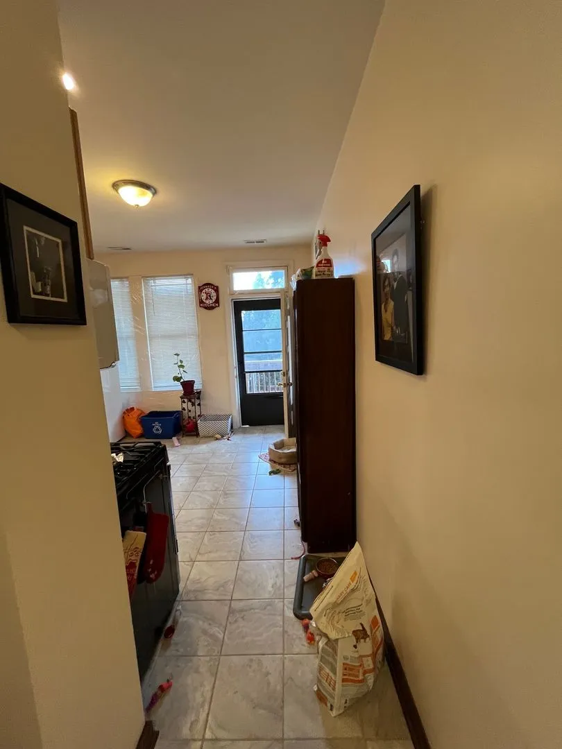 3743 W Berteau Ave, , 60618, USA 60618-unit#2-Chicago-IL