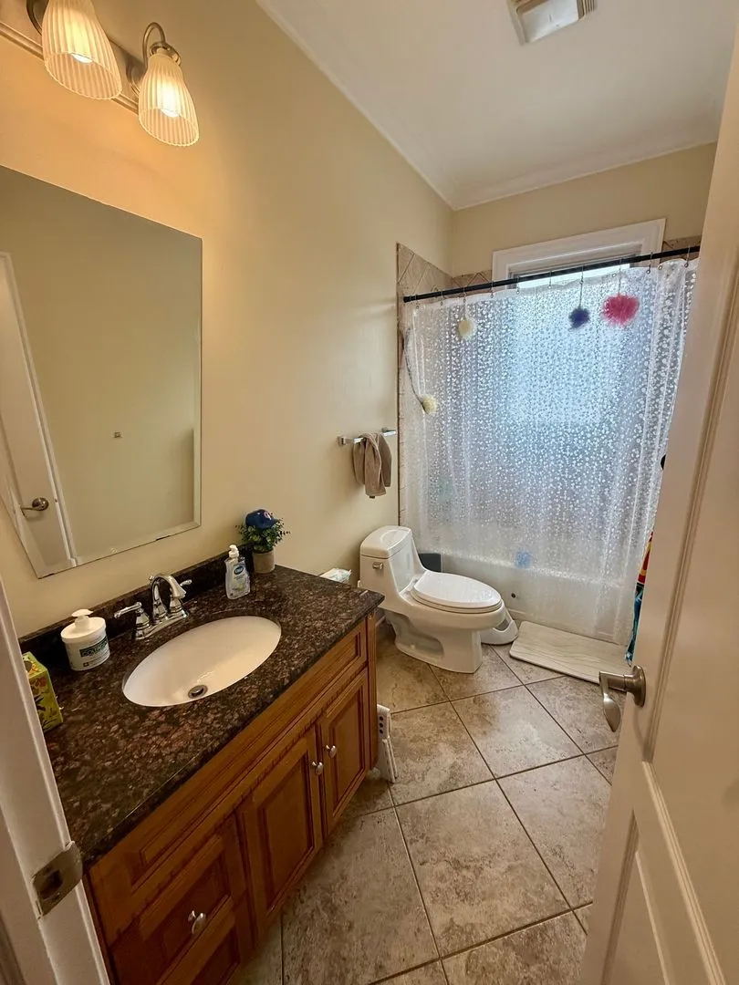 4507 W Lawrence Ave, , 60630, USA 60630-unit#211-Chicago-IL