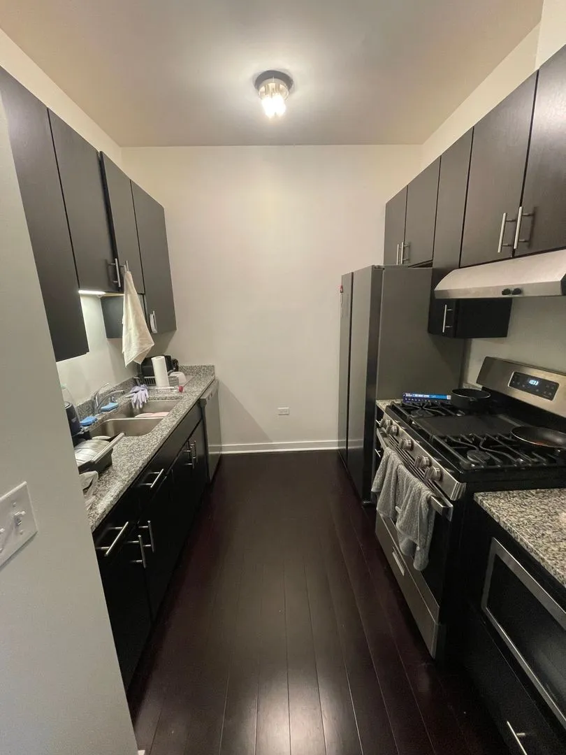 6354 N Lakewood Ave, ,  60660, USA 60660-unit#32-Chicago-IL