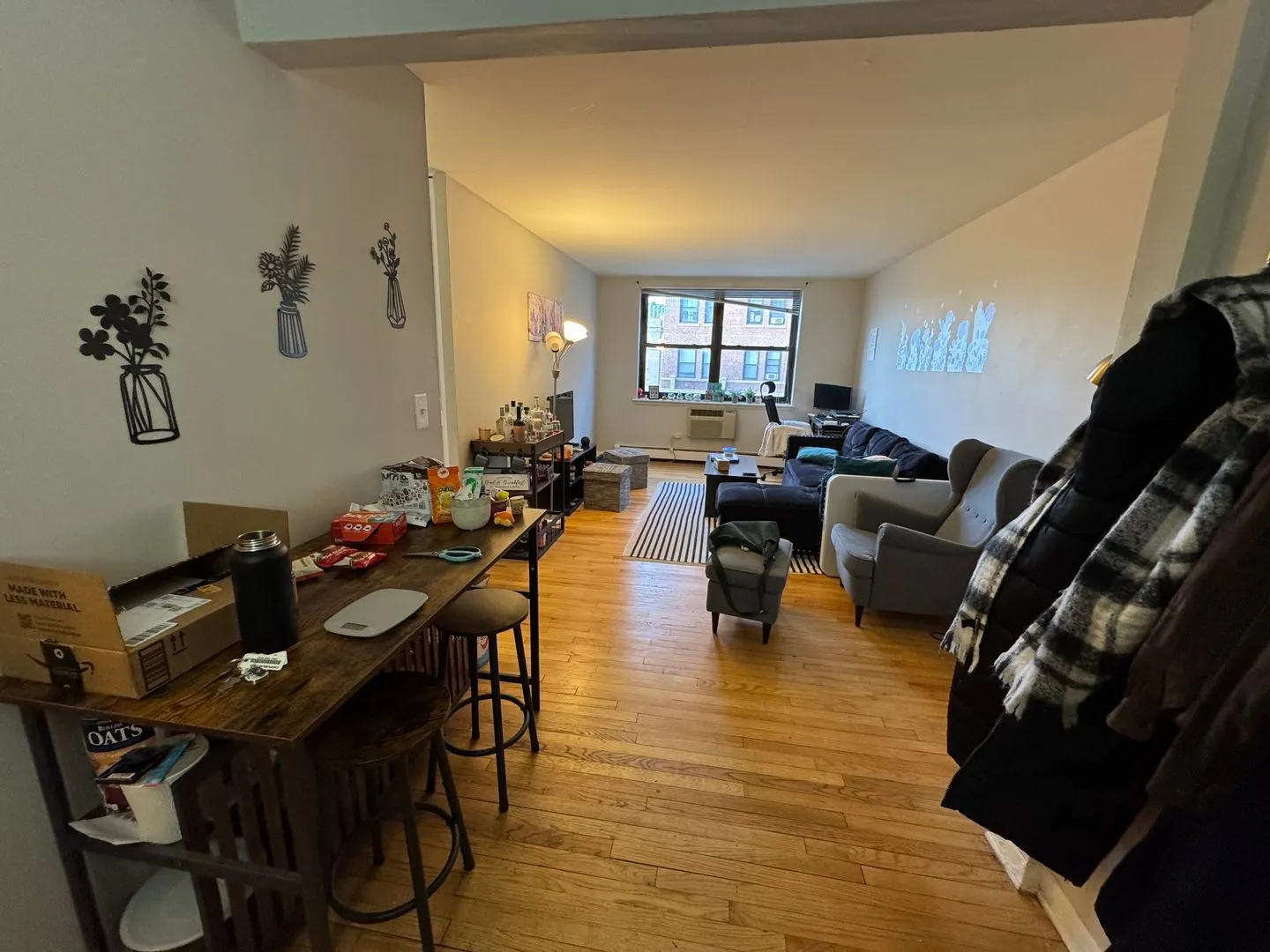 541 W Briar Pl, ,  60657, USA 60657-unit#402-Chicago-IL