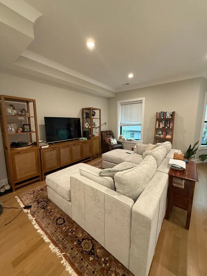 2244 N Kenmore Ave, , 60614, USA 60614-unit#2S-Chicago-IL