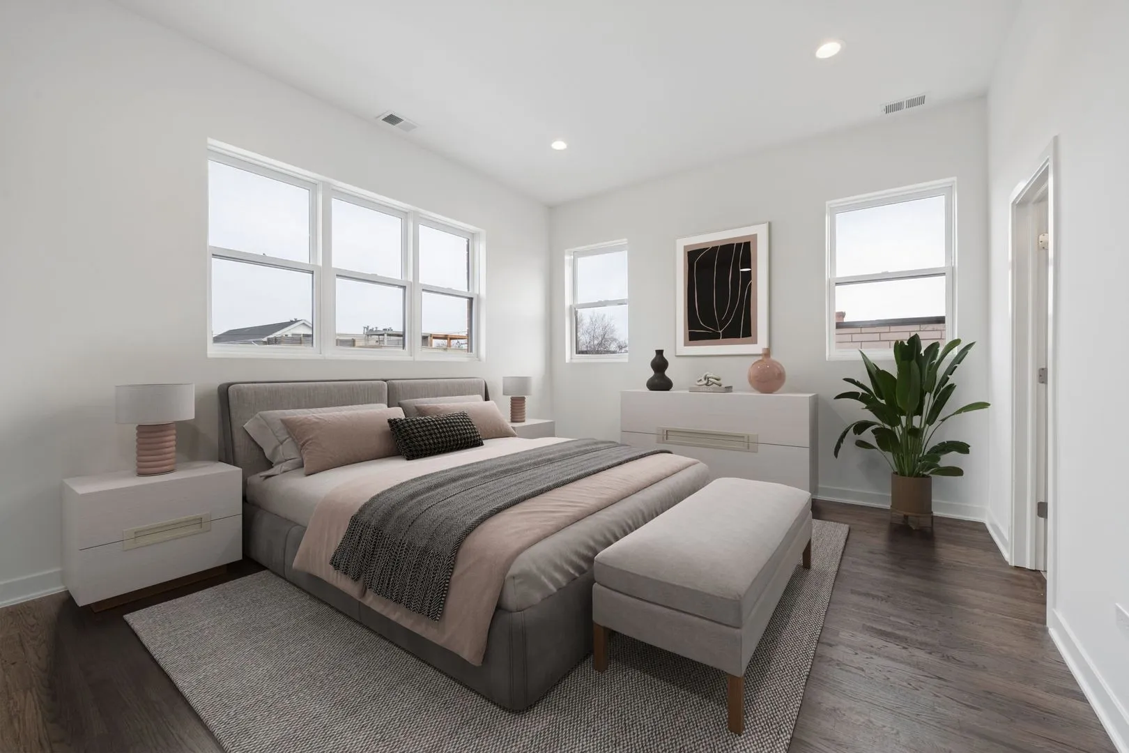 1952 W Erie St, ,  60622, USA 60622-Chicago-IL