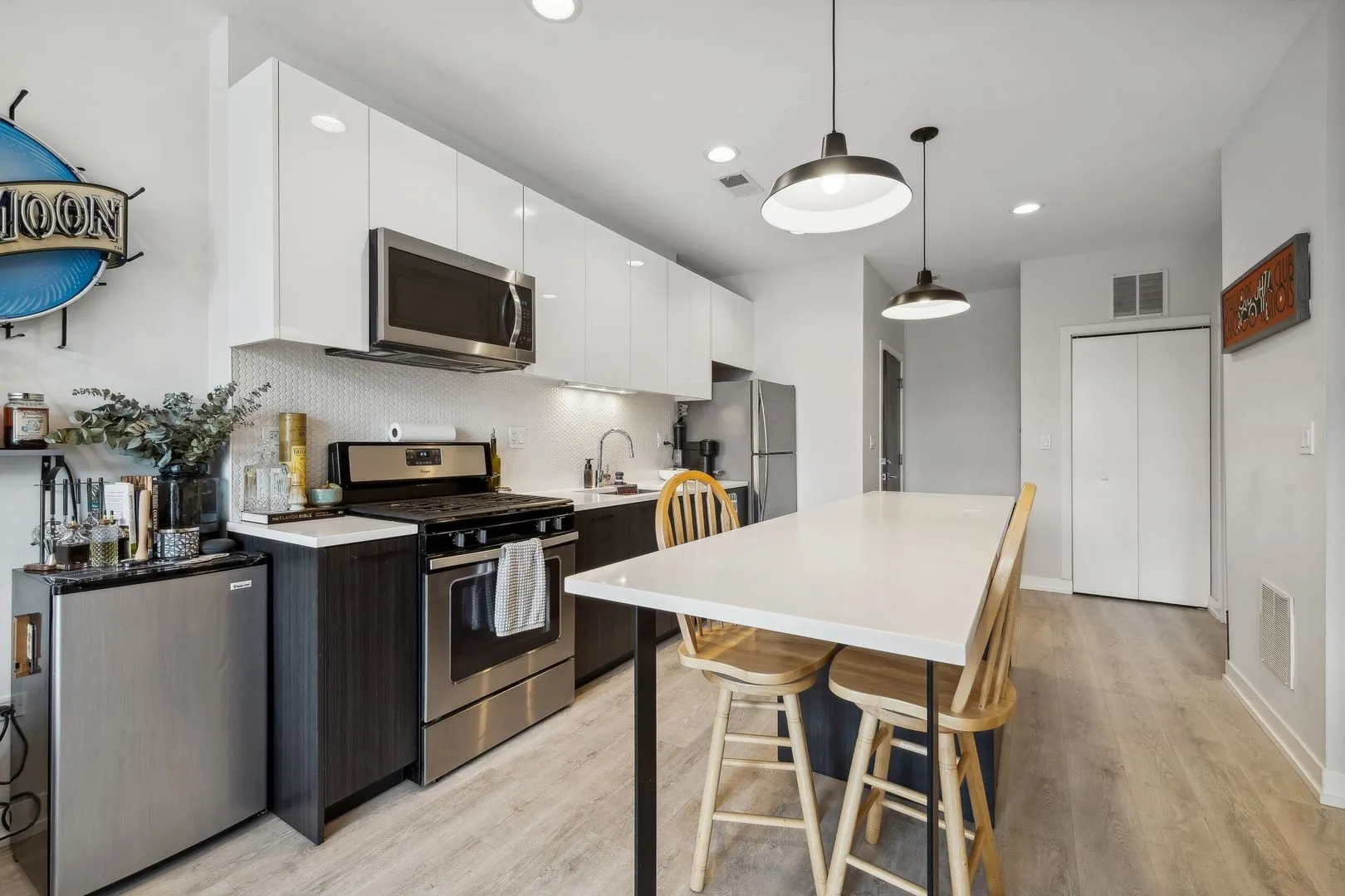 713 N Milwaukee Ave, , 60642, USA 60642-unit#602-Chicago-IL