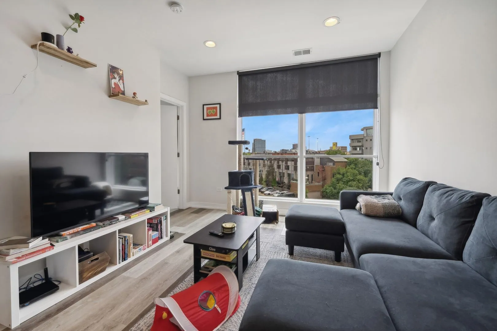 713 N Milwaukee Ave, , 60642, USA 60642-unit#602-Chicago-IL