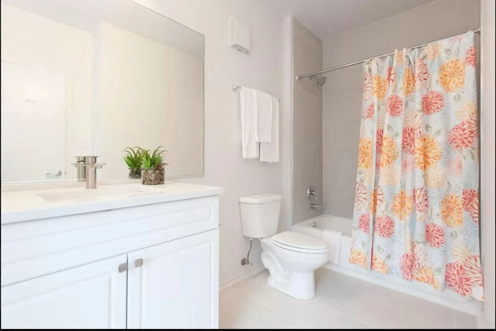 30 E Roosevelt Rd, ,  60605, USA 60605-unit#204-Chicago-IL