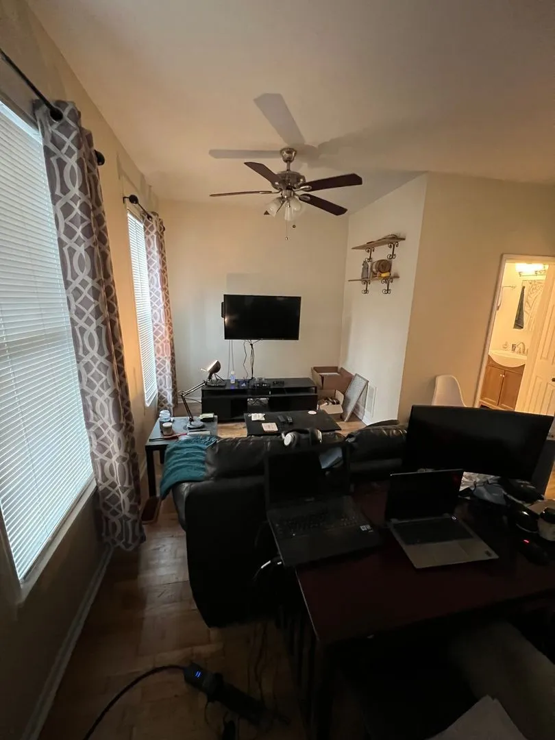3143 N Southport Ave, ,  60657, USA 60657-unit#1R-Chicago-IL
