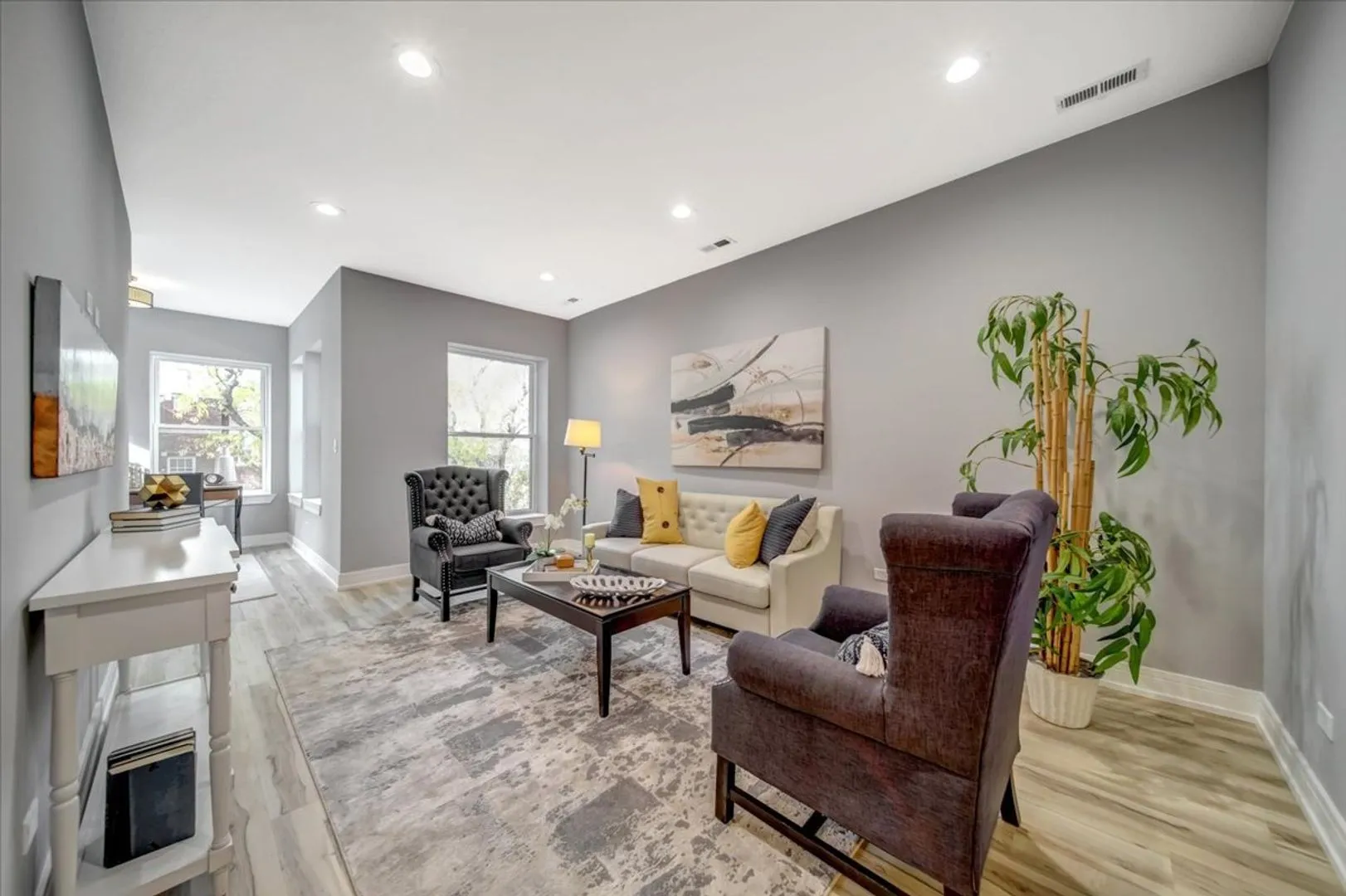 6357 N Paulina St, ,  60660, USA 60660-unit#2N-Chicago-IL